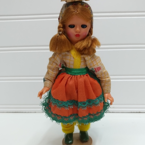 Vintage Portugal Girl Doll in Traditional Dress w/ Chicken Hat Souvenir Figurine - Picture 2 of 16